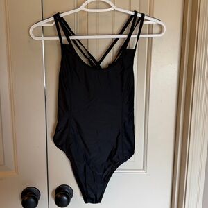 Swimsuit juniors one piece EUC